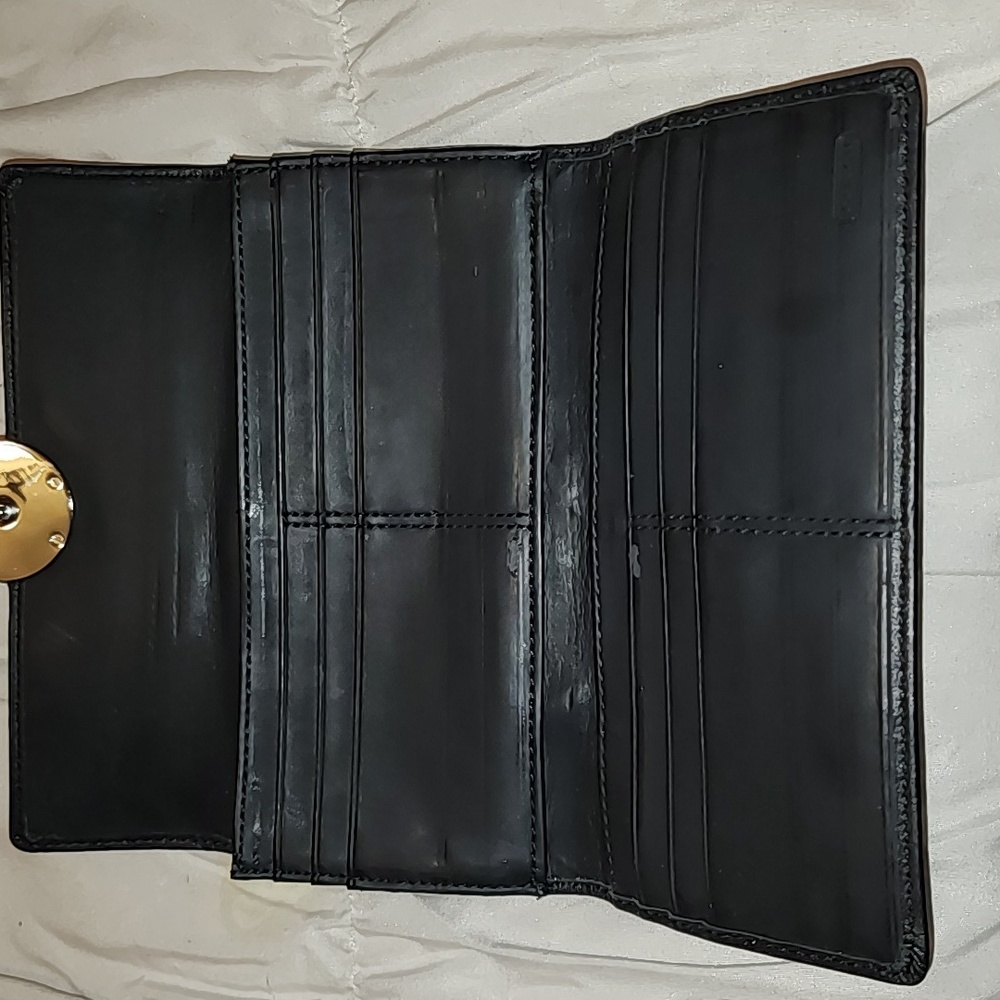 Wallet - Picture 3 of 3